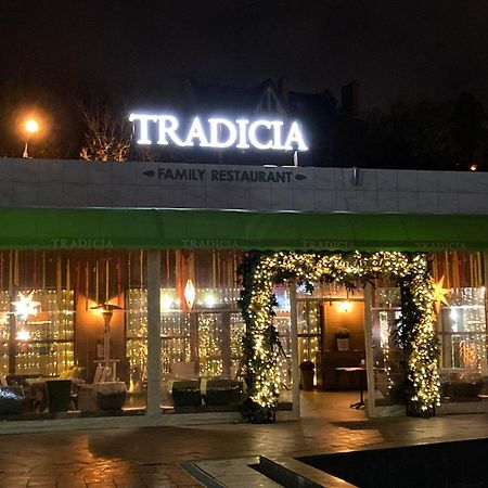 Arcadia Spacious Apartments Odesa Exterior photo